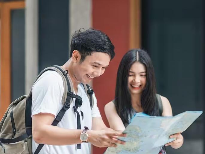 In China, The college spring break, from April 1 to 7, has a specific theme of love and romance | हृदयी वसंत फुलताना...! चीननं कॉलेज विद्यार्थ्यांना दिली 'स्पेशल' ७ दिवस सुट्टी In China, The college spring break, from April 1 to 7, has a specific theme of love and romance | हृदयी वसंत फुलताना...! चीननं कॉलेज विद्यार्थ्यांना दिली 'स्पेशल' ७ दिवस सुट्टी