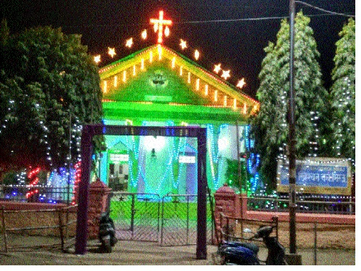 Sangli, Chintan celebrating festival, celebrating Christmas - organizing religious and cultural events. | सांगली, मिरजेत चर्चना रोषणाईचा साज, नाताळ सणाची तयारी -धार्मिक, सांस्कृतिक कार्यक्रमांचे आयोजन Sangli, Chintan celebrating festival, celebrating Christmas - organizing religious and cultural events. | सांगली, मिरजेत चर्चना रोषणाईचा साज, नाताळ सणाची तयारी -धार्मिक, सांस्कृतिक कार्यक्रमांचे आयोजन