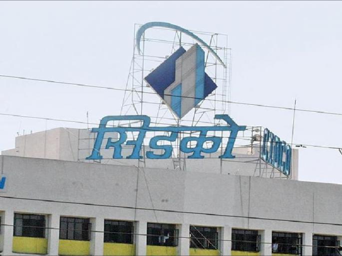 CIDCO's problems increase due to central orders, DPS pond is in disrepair | केंद्राच्या आदेशामुळे सिडकोच्या अडचणीत वाढ, डीपीएस तलावाची दुरवस्था  CIDCO's problems increase due to central orders, DPS pond is in disrepair | केंद्राच्या आदेशामुळे सिडकोच्या अडचणीत वाढ, डीपीएस तलावाची दुरवस्था