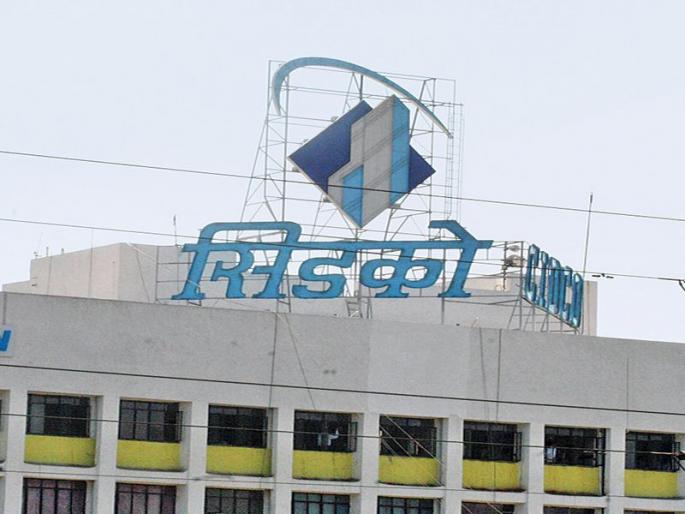 Notices issued by CIDCO to buyers of plot after development | विकासकापाठोपाठ भूखंड खरेदीदारांनाही सिडकोने बजावल्या नोटिसा Notices issued by CIDCO to buyers of plot after development | विकासकापाठोपाठ भूखंड खरेदीदारांनाही सिडकोने बजावल्या नोटिसा