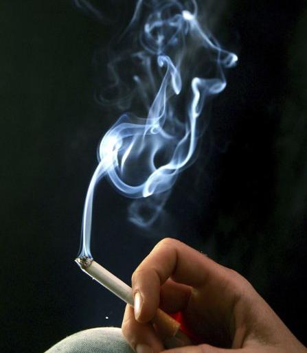 Tobacco death by eight million in 12 years | १२ वर्षांत तंबाखूने मृत्यूचा आकडा आठ दशलक्षापर्यंत