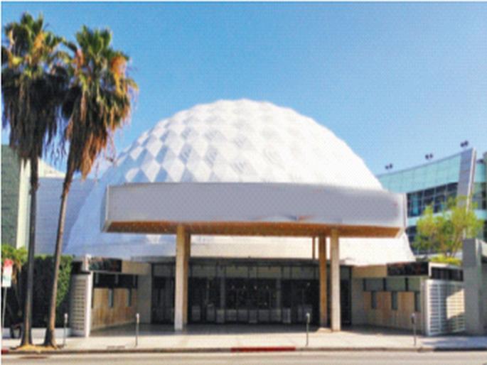 Movies that can be watched at Dombivli station; Murray's decision to build a Cine Dome | डोंबिवली स्टेशनवर पाहता येणार चित्रपट; सिने डोम उभारण्याचा ‘मरे’चा निर्णय Movies that can be watched at Dombivli station; Murray's decision to build a Cine Dome | डोंबिवली स्टेशनवर पाहता येणार चित्रपट; सिने डोम उभारण्याचा ‘मरे’चा निर्णय