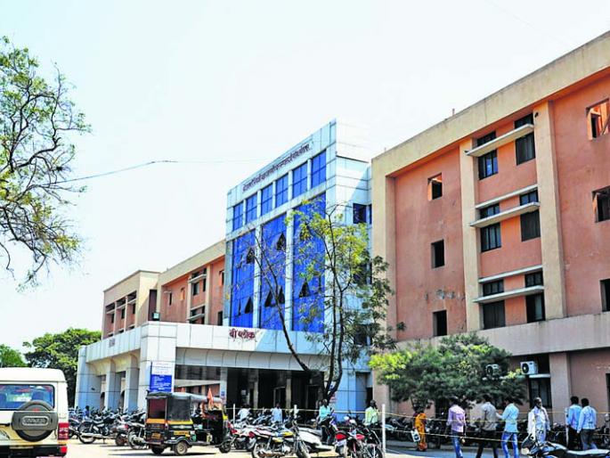 Good News; A lab to be held in Solapur; Now waiting for report from laboratory in Pune will end | Good News; सोलापुरातच होणार लॅब; आता पुण्यातील प्रयोगशाळेतून अहवालची प्रतीक्षा संपणार Good News; A lab to be held in Solapur; Now waiting for report from laboratory in Pune will end | Good News; सोलापुरातच होणार लॅब; आता पुण्यातील प्रयोगशाळेतून अहवालची प्रतीक्षा संपणार