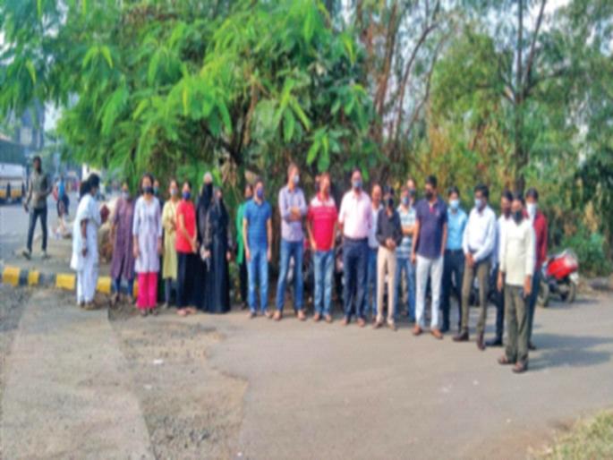 Parental agitation against Greenfingers Global School | ग्रीनफिंगर्स ग्लोबल स्कूलविरोधात पालकांचे आंदोलन Parental agitation against Greenfingers Global School | ग्रीनफिंगर्स ग्लोबल स्कूलविरोधात पालकांचे आंदोलन