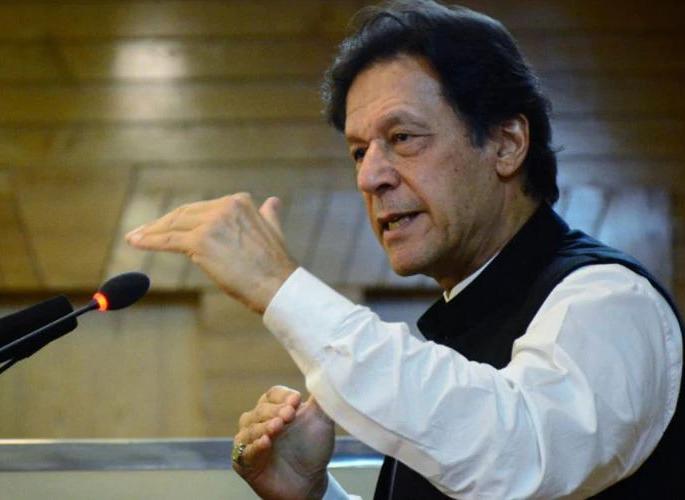 WHO told Pakistan's strategy How did Imran Khan stop Corona | इम्रान खान यांनी कसा रोखला कोरोना?; WHOनं सांगितली पाकिस्तानची रणनीती WHO told Pakistan's strategy How did Imran Khan stop Corona | इम्रान खान यांनी कसा रोखला कोरोना?; WHOनं सांगितली पाकिस्तानची रणनीती
