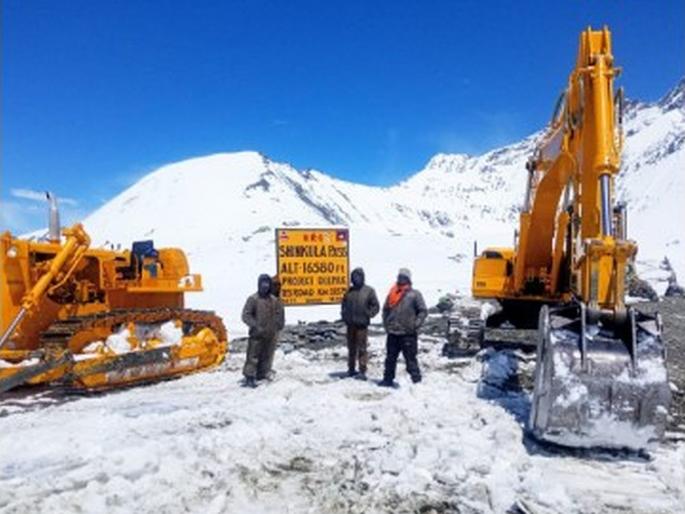 BRO to build world's tallest tunnel from Himachal to Ladakh | हिमाचल ते लडाख जगातील सर्वांत उंच बोगदा, शिंकूला खिंडीतून बांधणार बीआरओ BRO to build world's tallest tunnel from Himachal to Ladakh | हिमाचल ते लडाख जगातील सर्वांत उंच बोगदा, शिंकूला खिंडीतून बांधणार बीआरओ
