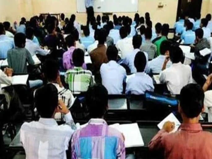 Ban on coaching of students below 16 years; Classes driver negative, parents positive | १६ वर्षांखालील विद्यार्थ्यांना कोचिंग बंदी; क्लासेस चालक नकारात्मक, पालक सकारात्मक Ban on coaching of students below 16 years; Classes driver negative, parents positive | १६ वर्षांखालील विद्यार्थ्यांना कोचिंग बंदी; क्लासेस चालक नकारात्मक, पालक सकारात्मक