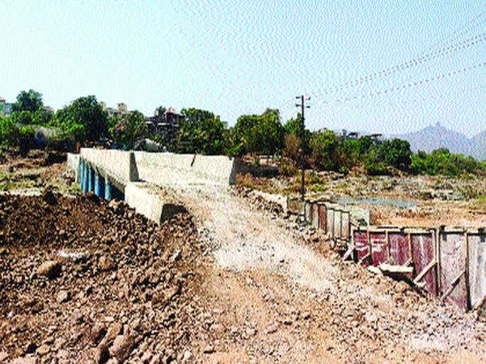  Umroli bridge work in final stage; Satisfaction among citizens | उमरोली पुलाचे काम अंतिम टप्प्यात; नागरिकांमध्ये समाधान