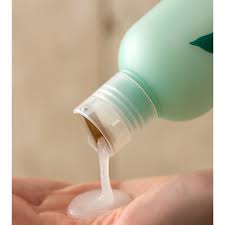 excessive personal hygiene is harmful for babies | स्वच्छतेची खूप काळजी घेता, मग तुमच्या बाळात जन्मजात दोष आढळतील.. excessive personal hygiene is harmful for babies | स्वच्छतेची खूप काळजी घेता, मग तुमच्या बाळात जन्मजात दोष आढळतील..