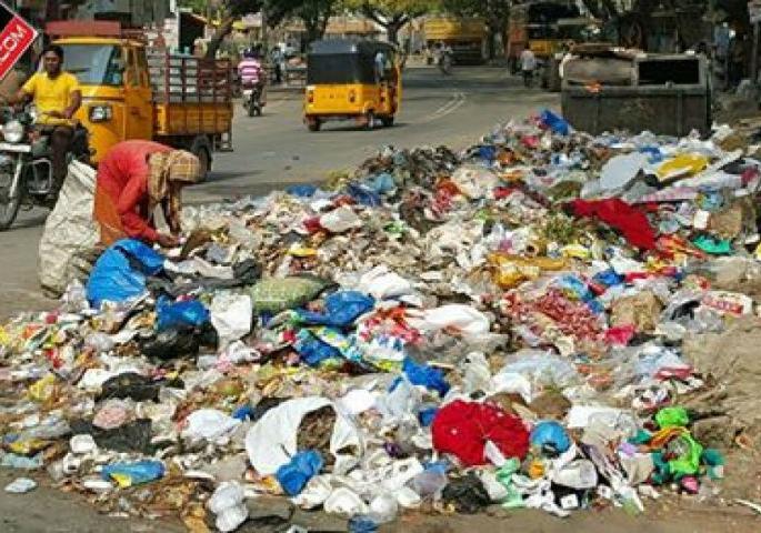 Clean surveys should not be merely a tool for city rankings | स्वच्छ सर्वेक्षण हे केवळ शहरांच्या मानांकनाचे साधन राहू नये Clean surveys should not be merely a tool for city rankings | स्वच्छ सर्वेक्षण हे केवळ शहरांच्या मानांकनाचे साधन राहू नये