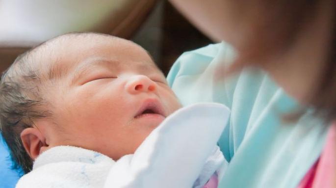 Climate change hits infants' health! | वातावरणातील बदलाचा नवजात शिशूंच्या आरोग्याला फटका! Climate change hits infants' health! | वातावरणातील बदलाचा नवजात शिशूंच्या आरोग्याला फटका!