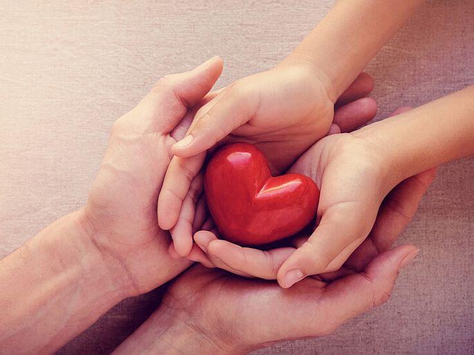 The last wish unfulfilled of many due to Coronavirus crisis cause Percentage of organ donation decreased | कोरोनामुळे अनेकांच्या 'अंतिम' इच्छेला मूठमाती; अवयवदानाचा/देहदानाचा टक्का घसरला The last wish unfulfilled of many due to Coronavirus crisis cause Percentage of organ donation decreased | कोरोनामुळे अनेकांच्या 'अंतिम' इच्छेला मूठमाती; अवयवदानाचा/देहदानाचा टक्का घसरला