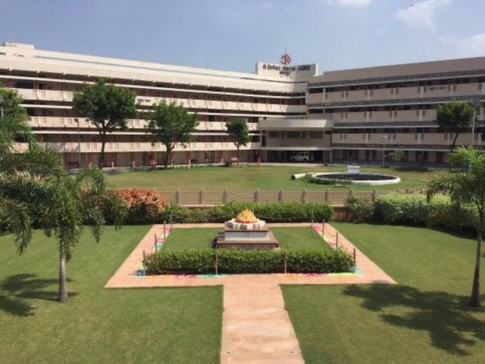 RSS meeting with Maharashtra BJP MLAs on Tuesday | राज्यातील भाजप आमदारांना मंगळवारी संघाचे ‘बौद्धिक’; महायुतीचे इतर आमदार जाणार का? RSS meeting with Maharashtra BJP MLAs on Tuesday | राज्यातील भाजप आमदारांना मंगळवारी संघाचे ‘बौद्धिक’; महायुतीचे इतर आमदार जाणार का?