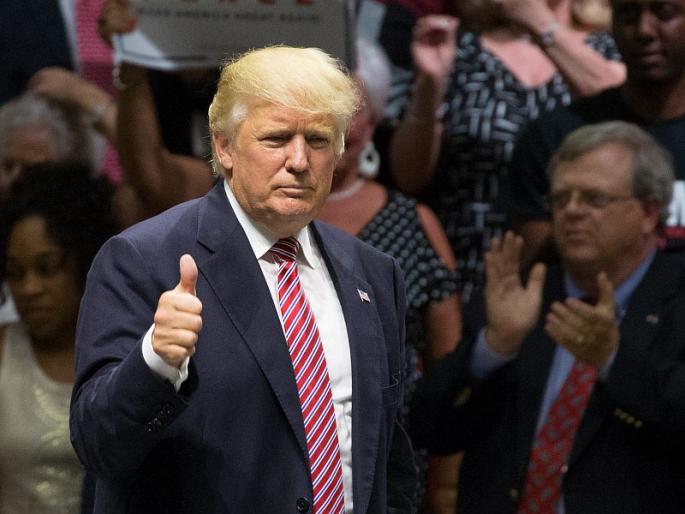 america president Donald Trump tweet Great news on vaccines | कोरोना लसीबाबत डोनाल्ड ट्रम्प यांच्याकडे 'ग्रेट न्यूज', स्वतः ट्विट करून दिली माहिती america president Donald Trump tweet Great news on vaccines | कोरोना लसीबाबत डोनाल्ड ट्रम्प यांच्याकडे 'ग्रेट न्यूज', स्वतः ट्विट करून दिली माहिती