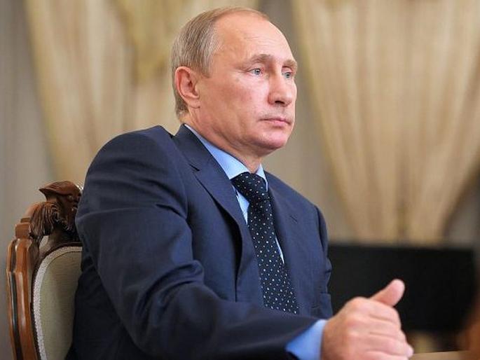 Corona Virus Russia reports 1028 corona deaths vladimir putin orders week long paid holiday | Corona Virus : रशियात कोरोना बेलगाम! 24 तासांत 1000 हून अधिक मृत्यू, एक आठवड्याची पगारी सुट्टी जाहीर Corona Virus Russia reports 1028 corona deaths vladimir putin orders week long paid holiday | Corona Virus : रशियात कोरोना बेलगाम! 24 तासांत 1000 हून अधिक मृत्यू, एक आठवड्याची पगारी सुट्टी जाहीर