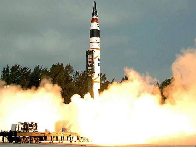 India Agni-5 missile successful launch range 5000 KM | Agni-5 Ballistic Missile : भारताला मोठं यश! 5000KM पर्यंत मारा करणाऱ्या अग्नी-5 चं यशस्वी परीक्षण, संपूर्ण आशिया, युरोप टप्प्यात India Agni-5 missile successful launch range 5000 KM | Agni-5 Ballistic Missile : भारताला मोठं यश! 5000KM पर्यंत मारा करणाऱ्या अग्नी-5 चं यशस्वी परीक्षण, संपूर्ण आशिया, युरोप टप्प्यात
