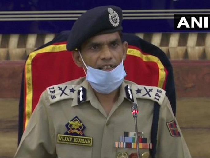 Jammu And kashmir IG vijay kumar saied how security forces averted terror attack like pulwama sna | 40 किलो स्फोटकं, संरक्षणदलावर निशाणा; आयजींनी सांगितला पुलवामामध्ये असा होता दहशतवाद्यांचा 'प्लॅन' Jammu And kashmir IG vijay kumar saied how security forces averted terror attack like pulwama sna | 40 किलो स्फोटकं, संरक्षणदलावर निशाणा; आयजींनी सांगितला पुलवामामध्ये असा होता दहशतवाद्यांचा 'प्लॅन'