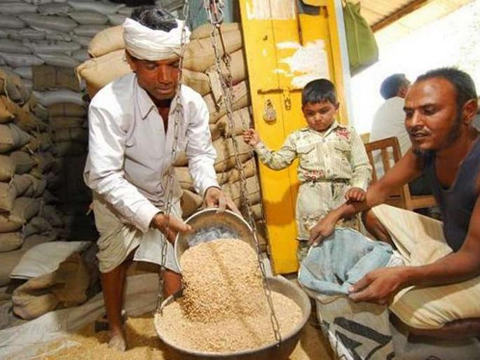 Important news for ration card holders government cut wheat quota under pmgkay add more rice | रेशन कार्ड धारकांसाठी महत्वाची बातमी, केंद्रानं नियम बदलला; ग्राहकांवर होणार मोठा परिणाम