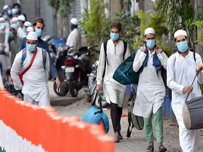 More than 2,200 blacklisted tablighi foreign nationals banned for 10 years from travelling to India | तबलिगी जमातच्या 2 हजारहून अधिक परदेशी नागरिकांना 10 वर्षांसाठी भारत बंदी, ठेवण्यात आले गंभीर आरोप More than 2,200 blacklisted tablighi foreign nationals banned for 10 years from travelling to India | तबलिगी जमातच्या 2 हजारहून अधिक परदेशी नागरिकांना 10 वर्षांसाठी भारत बंदी, ठेवण्यात आले गंभीर आरोप