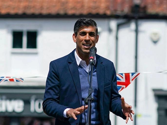 UK Election Campaign: Rishi sunak adopting kejriwal model in uk promise like free electricity | UK Election Campaign: ऋषी सुनक ब्रिटनमध्ये वापरत आहेत केजरीवालांचा फॉर्म्युला? केली मोठी घोषणा UK Election Campaign: Rishi sunak adopting kejriwal model in uk promise like free electricity | UK Election Campaign: ऋषी सुनक ब्रिटनमध्ये वापरत आहेत केजरीवालांचा फॉर्म्युला? केली मोठी घोषणा