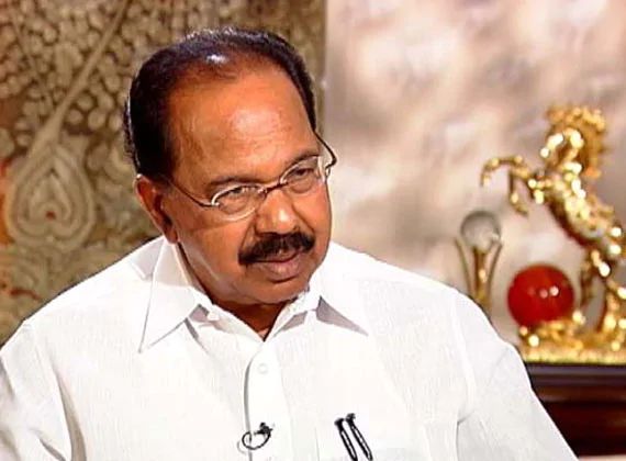 Sahitya Akademi Award to Congress leader and former Chief Minister of Karnataka Veerappa Moily | काँग्रेस नेते तथा कर्नाटकचे माजी मुख्यमंत्री वीरप्पा मोईली यांना साहित्य अकादमी पुरस्कार Sahitya Akademi Award to Congress leader and former Chief Minister of Karnataka Veerappa Moily | काँग्रेस नेते तथा कर्नाटकचे माजी मुख्यमंत्री वीरप्पा मोईली यांना साहित्य अकादमी पुरस्कार