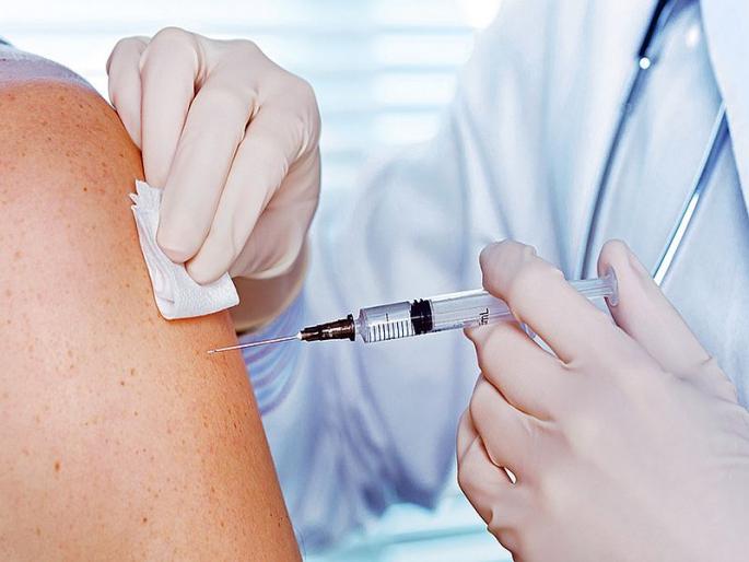 Russia and England developed corona virus vaccine sna | आशेचा किरण : इंग्लंड, रशियाने तयार केली कोरोना विरोधातील लस; ...तर लवकरच पोहोचेल सर्वसामान्यांपर्यंत