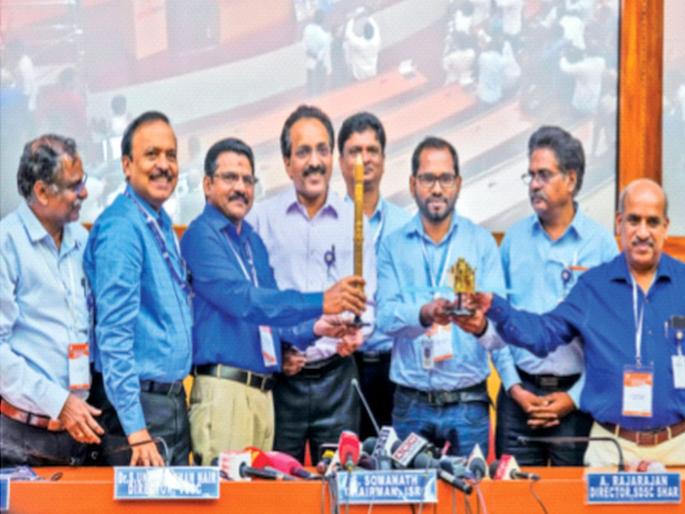 Mission important for black hole research, Prime Minister Narendra Modi congratulated ISRO scientists | कृष्णविवरांच्या संशोधनासाठी मोहीम महत्त्वाची, पंतप्रधान नरेंद्र मोदी यांनी इस्रोच्या शास्त्रज्ञांचे केले अभिनंदन Mission important for black hole research, Prime Minister Narendra Modi congratulated ISRO scientists | कृष्णविवरांच्या संशोधनासाठी मोहीम महत्त्वाची, पंतप्रधान नरेंद्र मोदी यांनी इस्रोच्या शास्त्रज्ञांचे केले अभिनंदन