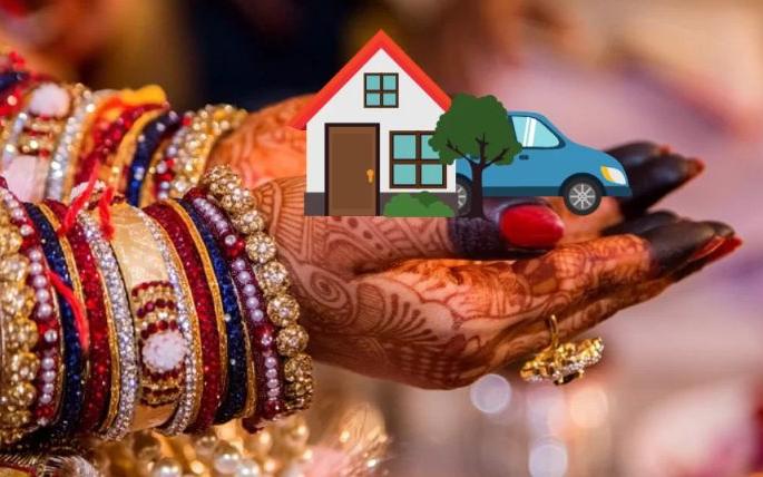 Dowry-taking is a punishable offence, a slap to the in-laws | हुंडा देणे-घेणे दंडनीय गुन्हा, सासरच्या मंडळींना चपराक Dowry-taking is a punishable offence, a slap to the in-laws | हुंडा देणे-घेणे दंडनीय गुन्हा, सासरच्या मंडळींना चपराक
