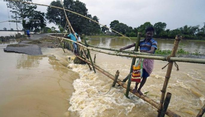 The high court has noticed the torture of 'those' villagers, but when will the government wake up? | 'त्या' गावकऱ्यांच्या यातनांची हायकोर्टाकडून दखल, पण सरकारला जाग कधी येणार? The high court has noticed the torture of 'those' villagers, but when will the government wake up? | 'त्या' गावकऱ्यांच्या यातनांची हायकोर्टाकडून दखल, पण सरकारला जाग कधी येणार?