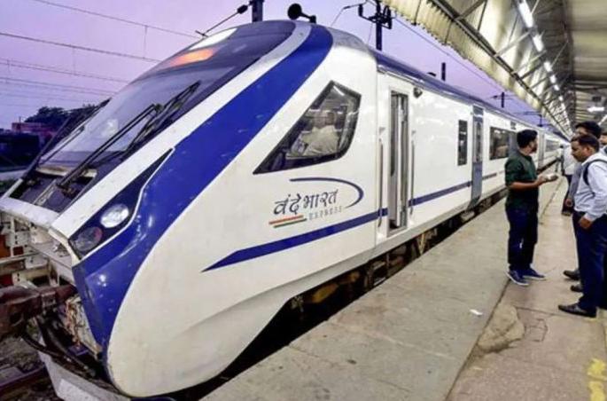 Prime Minister will give green signal to Vande Bharat? Investigation system on alert mode | पंतप्रधान देणार वंदे भारतला ग्रीन सिग्नल? तपास यंत्रणा अलर्ट मोडवर