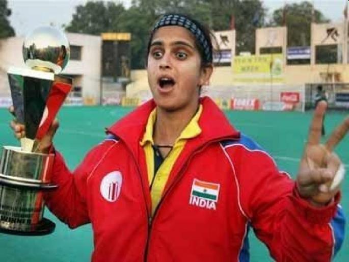 The ‘Golden Girl’ of Indian hockey; Former hockey captain Mamata Kharab's birthday | भारतीय हॉकीची ‘गोल्डन गर्ल’; माजी हॉकी कर्णधार ममता खरब हिचा वाढदिवस The ‘Golden Girl’ of Indian hockey; Former hockey captain Mamata Kharab's birthday | भारतीय हॉकीची ‘गोल्डन गर्ल’; माजी हॉकी कर्णधार ममता खरब हिचा वाढदिवस