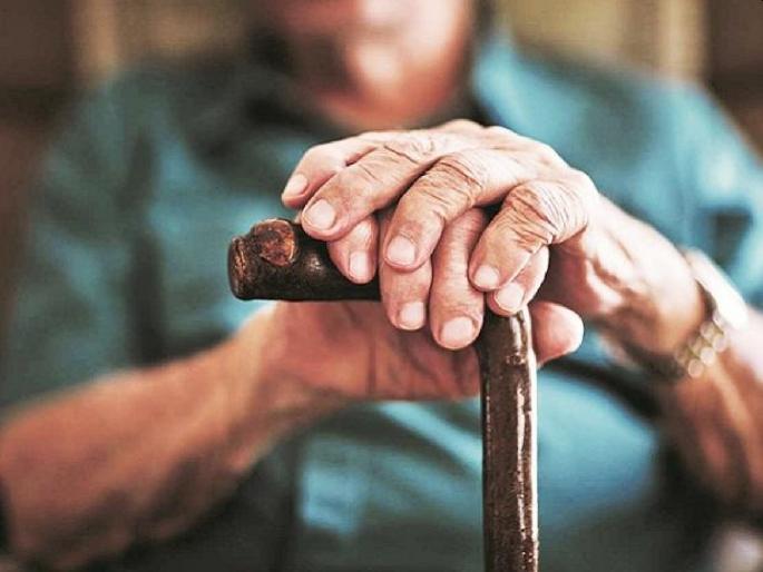 514 seniors between the ages of 61 and 70 die in the first wave of carnage; Raigad administration alert | ६१ ते ७० वयाेगटातील ५१४ ज्येष्ठांचा काेराेनाच्या पहिल्या लाटेत मृत्यू; रायगड प्रशासन सतर्क 514 seniors between the ages of 61 and 70 die in the first wave of carnage; Raigad administration alert | ६१ ते ७० वयाेगटातील ५१४ ज्येष्ठांचा काेराेनाच्या पहिल्या लाटेत मृत्यू; रायगड प्रशासन सतर्क