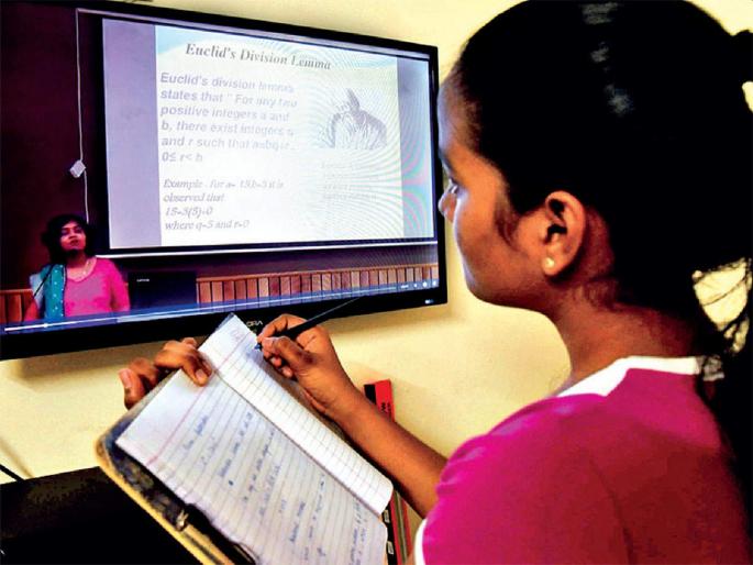 Will stop online education of students who do not pay school fees; The parents' association will complain | शालेय शुल्क न देणाऱ्या विद्यार्थ्यांचे ऑनलाईन शिक्षण बंद करणार; पालक संघटना गाऱ्हाणे मांडणार Will stop online education of students who do not pay school fees; The parents' association will complain | शालेय शुल्क न देणाऱ्या विद्यार्थ्यांचे ऑनलाईन शिक्षण बंद करणार; पालक संघटना गाऱ्हाणे मांडणार