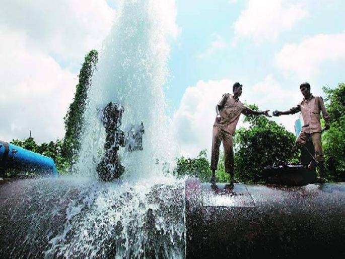 Mumbai Municipal Corporation spends Rs 200 crore annually on water; Measures fail | मुंबई महापालिकेचे दरवर्षी २०० कोटी रुपये पाण्यात; उपाययोजना ठरतात अपयशी Mumbai Municipal Corporation spends Rs 200 crore annually on water; Measures fail | मुंबई महापालिकेचे दरवर्षी २०० कोटी रुपये पाण्यात; उपाययोजना ठरतात अपयशी