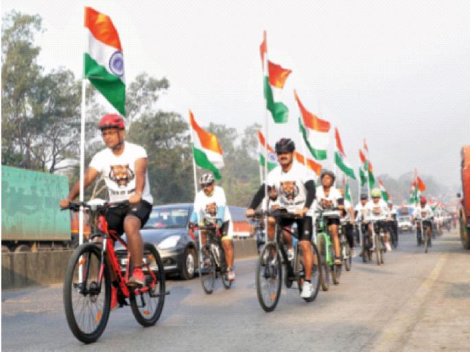 Republic Day rounds for bicycle dissemination; 32 cyclists participated | सायकलच्या प्रसारासाठी प्रजासत्ताकदिनी फेरी; ३२ सायकलपटू सहभागी