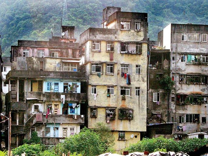 Home to 1,001 people in attendance clusters; Published by Thane Municipal Corporation on its website | हाजुरी क्लस्टरमध्ये १,००१ जणांना घरकुल; ठाणे महापालिकेने संकेतस्थळावर केली प्रसिद्ध Home to 1,001 people in attendance clusters; Published by Thane Municipal Corporation on its website | हाजुरी क्लस्टरमध्ये १,००१ जणांना घरकुल; ठाणे महापालिकेने संकेतस्थळावर केली प्रसिद्ध