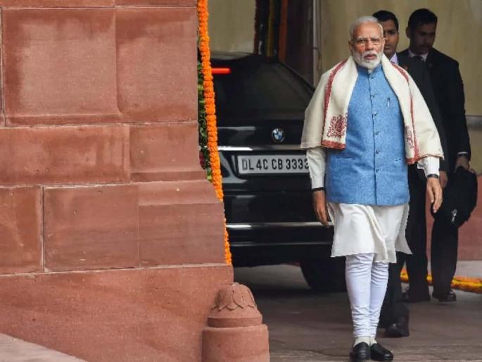 Shiv Sena Target PM Narendra Modi & BJP over cancelled winter session of Parliament | ...पण स्वतःवर येते तेव्हा मैदानातून पळ काढतात; शिवसेनेची पंतप्रधान मोदींवर जोरदार टीका Shiv Sena Target PM Narendra Modi & BJP over cancelled winter session of Parliament | ...पण स्वतःवर येते तेव्हा मैदानातून पळ काढतात; शिवसेनेची पंतप्रधान मोदींवर जोरदार टीका