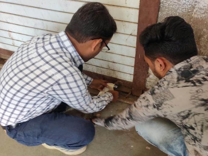 32 seals struck; Proceedings of Washim Nagar Parishad | अधिमुल्य रक्कम थकविली; ३२ गाळ्यांना ठोकले सील; वाशिम नगर परिषदची कार्यवाही 32 seals struck; Proceedings of Washim Nagar Parishad | अधिमुल्य रक्कम थकविली; ३२ गाळ्यांना ठोकले सील; वाशिम नगर परिषदची कार्यवाही