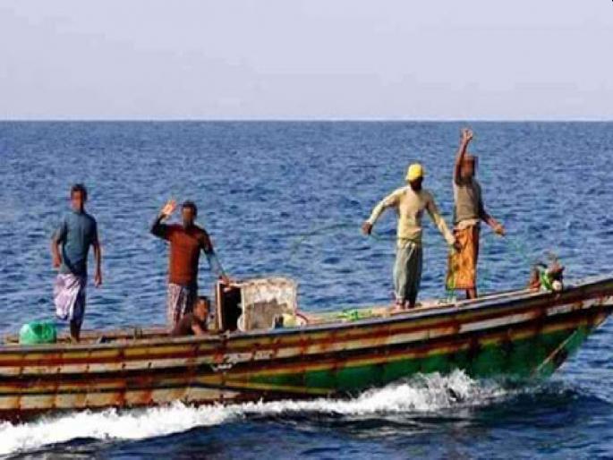 270 Indian fishermen, 54 civilians detained by Pakistan; India has 97 Pakistani fishermen | भारताचे २७0 मच्छीमार, ५४ नागरिक पाकच्या ताब्यात; भारताकडे पाकिस्तानचे ९७ मच्छीमार 270 Indian fishermen, 54 civilians detained by Pakistan; India has 97 Pakistani fishermen | भारताचे २७0 मच्छीमार, ५४ नागरिक पाकच्या ताब्यात; भारताकडे पाकिस्तानचे ९७ मच्छीमार