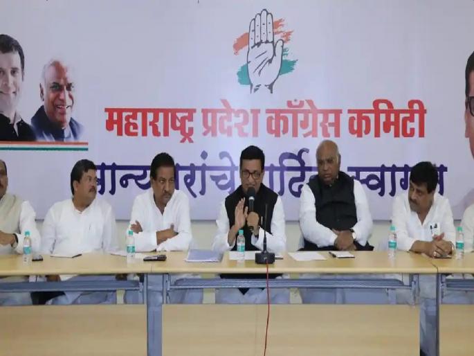 Factionalism in Congress at the forefront; Targets Prithviraj Chavan, Mukul Wasnik, Milind Deora | काँग्रेसमधील गटबाजी चव्हाट्यावर; पृथ्वीराज चव्हाण, मुकुल वासनिक, मिलिंद देवरा यांना लक्ष्य Factionalism in Congress at the forefront; Targets Prithviraj Chavan, Mukul Wasnik, Milind Deora | काँग्रेसमधील गटबाजी चव्हाट्यावर; पृथ्वीराज चव्हाण, मुकुल वासनिक, मिलिंद देवरा यांना लक्ष्य