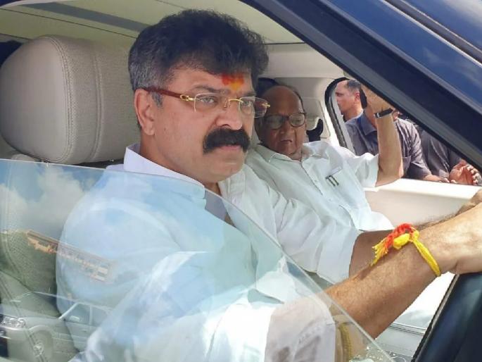"Jitendra Awhad seems to have forgotten that Pawar was defeated in Delhi"; BJP MLA Atul Bhatkhalkar | "दिल्लीत पवारांना हाणले होतं ते मंत्री जितेंद्र आव्हाड विसरलेले दिसताहेत"; भाजपा आमदार "Jitendra Awhad seems to have forgotten that Pawar was defeated in Delhi"; BJP MLA Atul Bhatkhalkar | "दिल्लीत पवारांना हाणले होतं ते मंत्री जितेंद्र आव्हाड विसरलेले दिसताहेत"; भाजपा आमदार