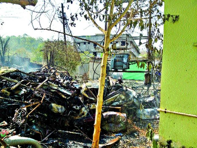 There were 200 vehicles seized in the crime | गुन्ह्यात जप्त झालेली २०० वाहने झाली खाक