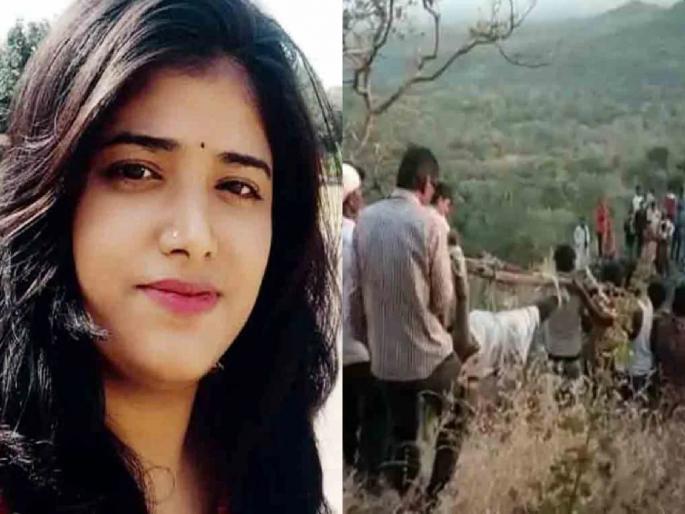 Woman dies after falling into valley while taking selfie in Madhya Pradesh | धक्कादायक घटना! सेल्फीचा नाद जीवावर बेतला; ८०० फूट दरीत पडून महिलेचा मृत्यू Woman dies after falling into valley while taking selfie in Madhya Pradesh | धक्कादायक घटना! सेल्फीचा नाद जीवावर बेतला; ८०० फूट दरीत पडून महिलेचा मृत्यू