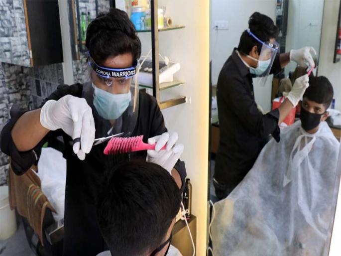 Lockdown: What to do with the beard? Confusion among professionals, including shopkeepers | Lockdown: दाढीचे काय करायचे? गिऱ्हाईकांसह व्यावसायिकांमध्येही संभ्रम