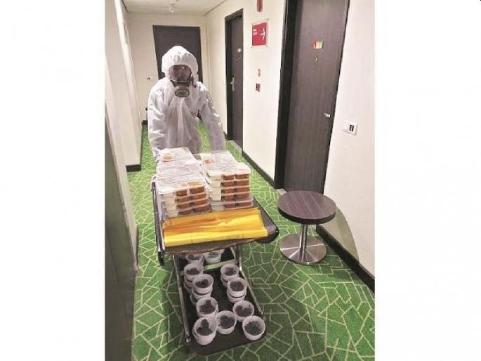 Unlock 2: Not going to hotels right away; No need to use railways, metro; Fear persists in people's minds | Unlock 2: हॉटेलांमध्ये तूर्त जाणार नाही; रेल्वे, मेट्रोचा वापरही नको; लोकांच्या मनात भीती कायम Unlock 2: Not going to hotels right away; No need to use railways, metro; Fear persists in people's minds | Unlock 2: हॉटेलांमध्ये तूर्त जाणार नाही; रेल्वे, मेट्रोचा वापरही नको; लोकांच्या मनात भीती कायम