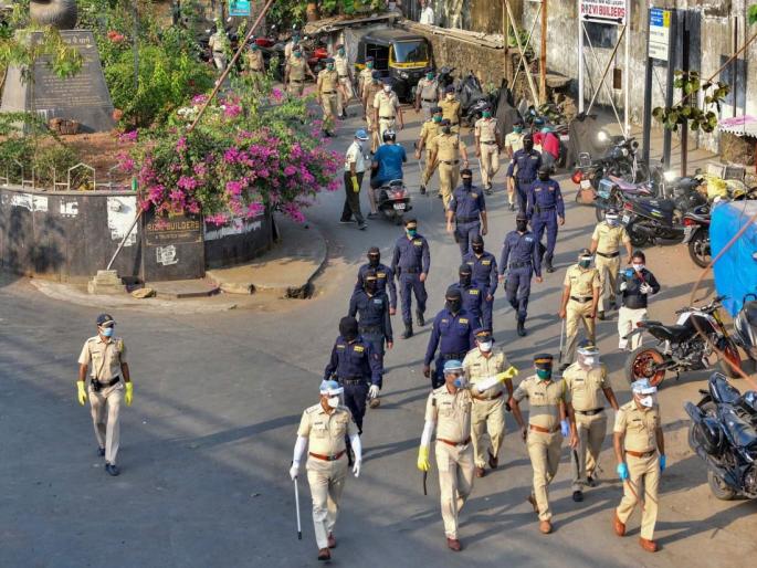 Lockdown: Government 7-point order to strictly enforce lockdown, action may otherwise | Lockdown:...अन्यथा होणार कारवाई; लॉकडाऊनचं कठोर पालन करण्यासाठी सरकारचे '७ कलमी' आदेश Lockdown: Government 7-point order to strictly enforce lockdown, action may otherwise | Lockdown:...अन्यथा होणार कारवाई; लॉकडाऊनचं कठोर पालन करण्यासाठी सरकारचे '७ कलमी' आदेश