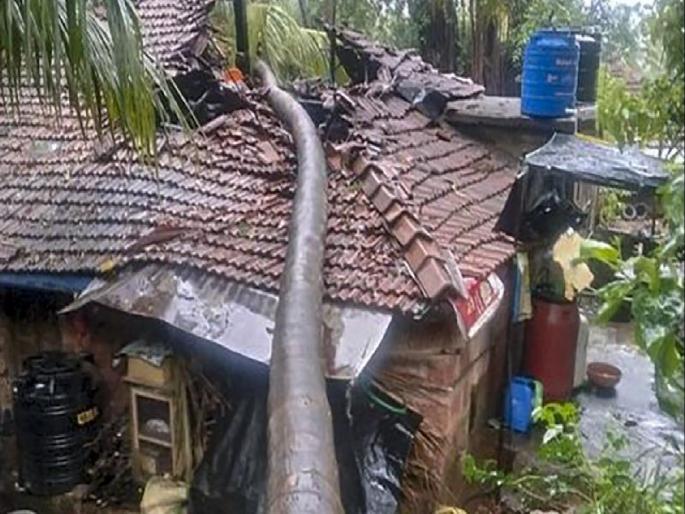 Panchnama of Rs 22 crore, allotment of only Rs 12 crore; Anger in nature hurricane victims | पंचनामे २२ कोटींचे, वाटप मात्र १२ कोटींचेच; निसर्ग चक्रीवादळ अपादग्रस्तांमध्ये संताप Panchnama of Rs 22 crore, allotment of only Rs 12 crore; Anger in nature hurricane victims | पंचनामे २२ कोटींचे, वाटप मात्र १२ कोटींचेच; निसर्ग चक्रीवादळ अपादग्रस्तांमध्ये संताप