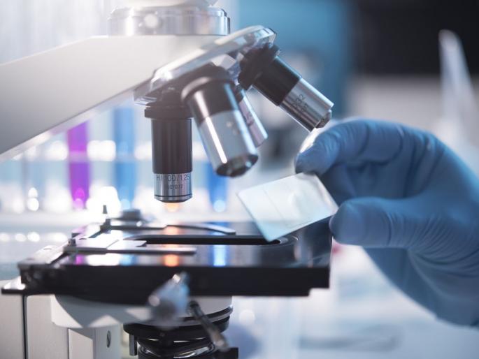 Coronavirus: Maharashtra has the highest number of 108 corona labs in the country | Coronavirus: देशात सर्वाधिक १०८ कोरोना लॅब महाराष्ट्रात; आजवर ९ लाख ४३,४८५ चाचण्या