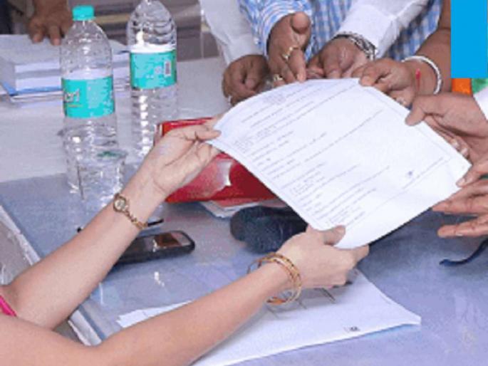 Vidhan Sabha 2019: Nomination papers of 3 candidates filed in the state today | Vidhan Sabha 2019: उमेदवारांची सेन्चुरी; राज्यात दिवसभरात १०१ जणांनी भरले अर्ज Vidhan Sabha 2019: Nomination papers of 3 candidates filed in the state today | Vidhan Sabha 2019: उमेदवारांची सेन्चुरी; राज्यात दिवसभरात १०१ जणांनी भरले अर्ज