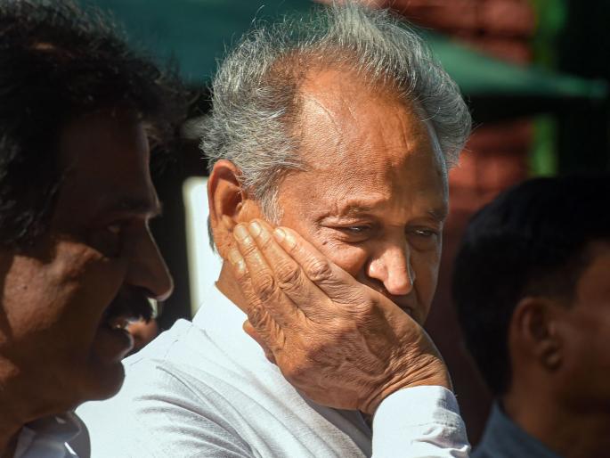these four important reasons Congress overturned in Rajasthan know about 4 reasons why ashok gehlot lost election | हत्याकांड... लाल डायरी... ईडी अन्..., 'या' चार मोठ्या कारणांमुळं राजस्थानात गेहलोतांचा टांगा पलटी! these four important reasons Congress overturned in Rajasthan know about 4 reasons why ashok gehlot lost election | हत्याकांड... लाल डायरी... ईडी अन्..., 'या' चार मोठ्या कारणांमुळं राजस्थानात गेहलोतांचा टांगा पलटी!
